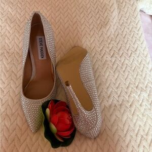 Steve Madden Sparkling Silver Heels